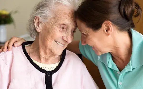 Cursos Gratuitos de Cuidadores de Ancianos para 2026
